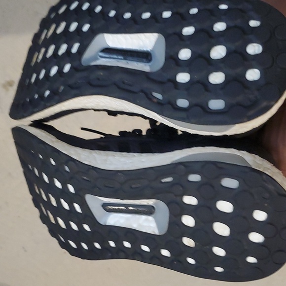 Womens Adidas Ultra Boost X sneakers sz 11 - Picture 8 of 8